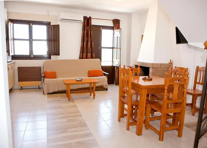 Apartamentos Fuente La Raja